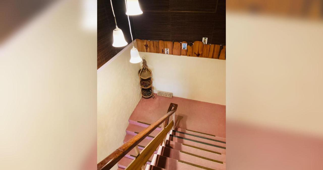 Hotel ペンションやいま日和 à Ishigaki  Extérieur photo