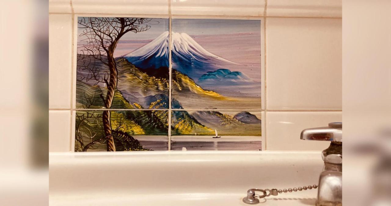 Hotel ペンションやいま日和 à Ishigaki  Extérieur photo